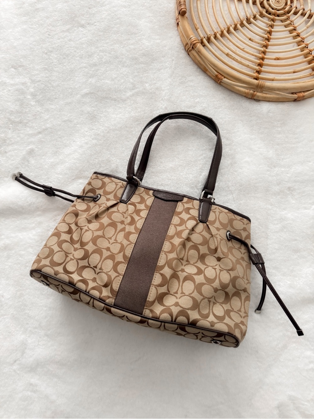 Coach Signature Stripe Canvas Drawstring Tote Bag Khaki Brown Shoulder Purse